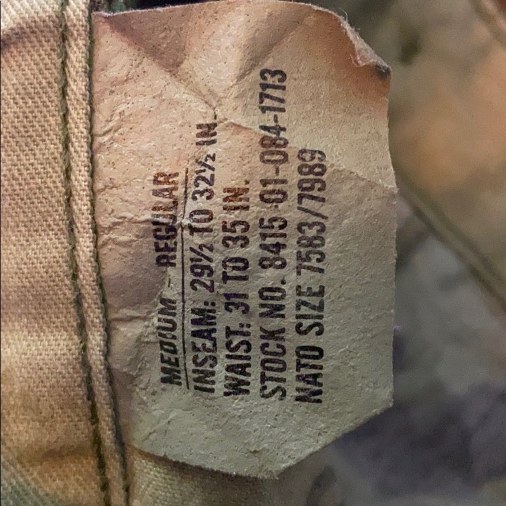 Authentic Army Issue Camo Set - Picture 6 of 6